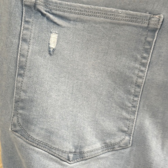 Good American Always Fits Good Legs Flare Distressed Lt Blue Wash Size 14-18 NWT - Picture 11 of 16
